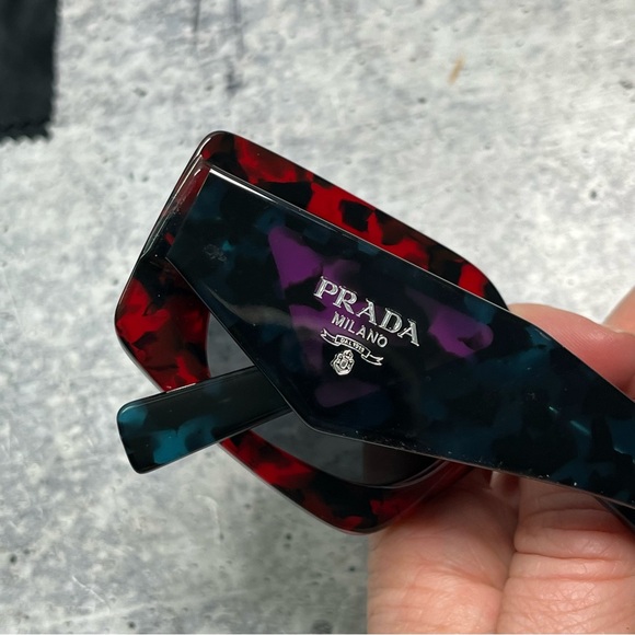 Prada Geometric Sunglasses SPR15Y - Picture 4 of 7